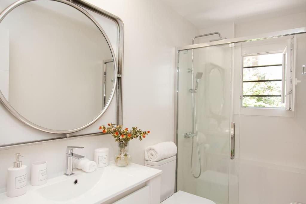 Modern & Nice Apartment. Old Town. Private Parking Sevilla Exterior foto