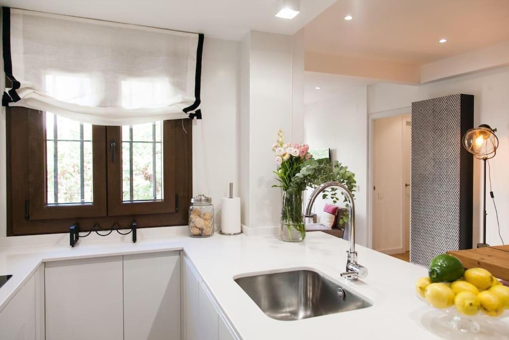 Modern & Nice Apartment. Old Town. Private Parking Sevilla Exterior foto