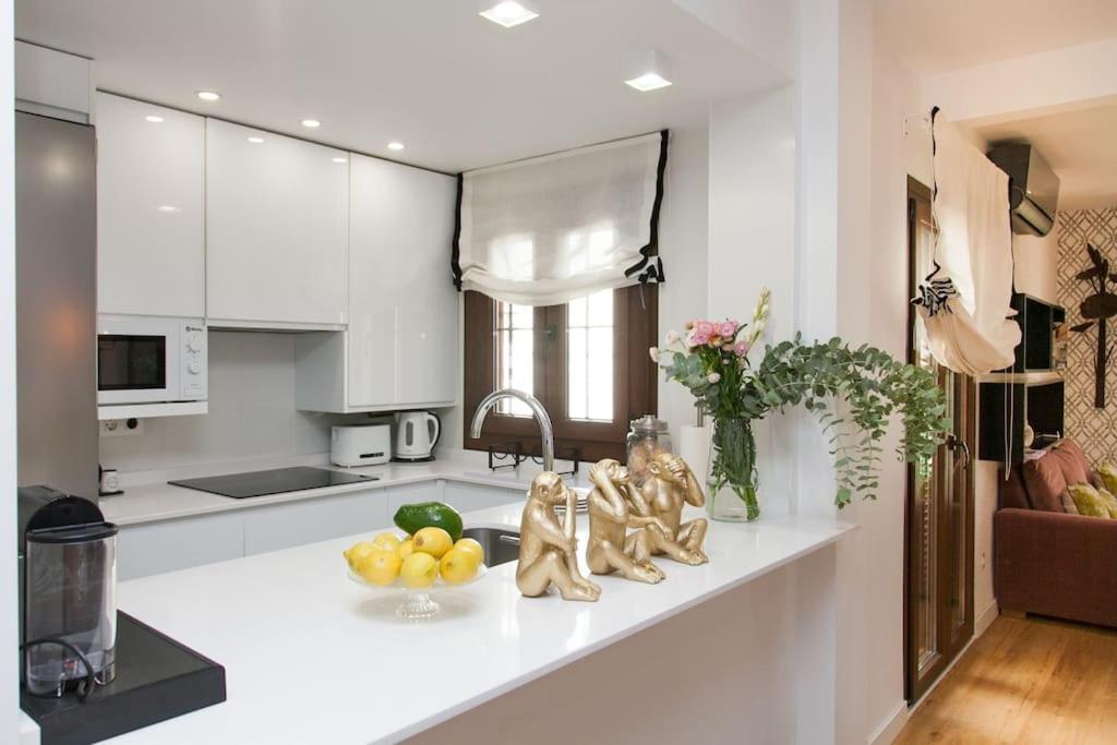 Modern & Nice Apartment. Old Town. Private Parking Sevilla Exterior foto
